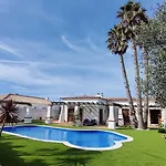 Guestready - Charming With Pool In Penzion 4*