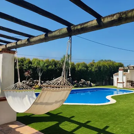 Guestready - Charming With Pool In Casa de hóspedes 4*
