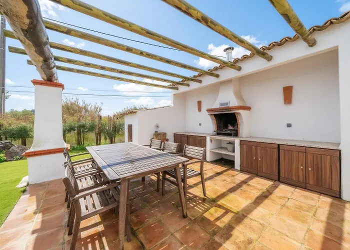 Guestready - Charming With Pool In بيت ضيافة 4*