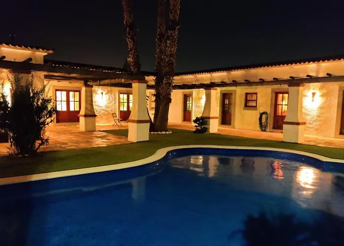 Guestready - Charming With Pool In