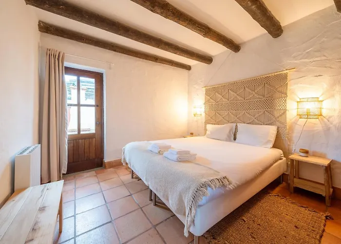 Guestready - Charming With Pool In بيت ضيافة