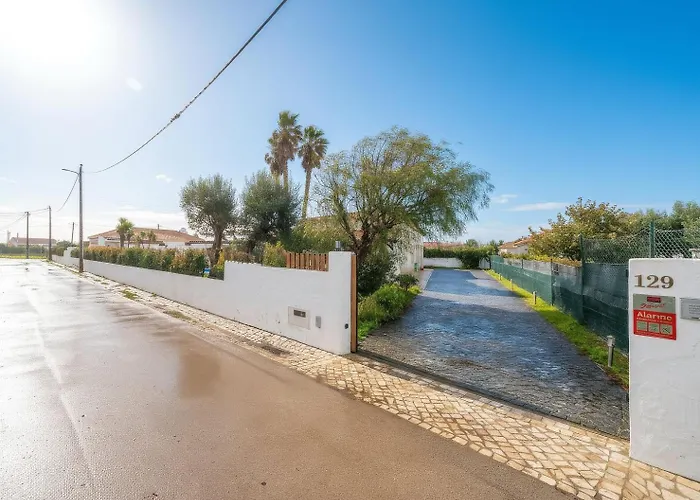 Guestready - Charming With Pool In سيسيمبرا
